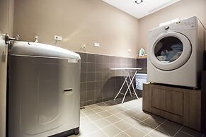 Airline Inn - Kaohsiung Station