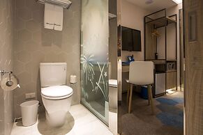 Airline Inn - Kaohsiung Station