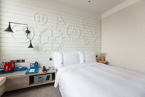 Airline Inn - Kaohsiung Station