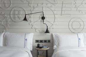 Airline Inn - Kaohsiung Station