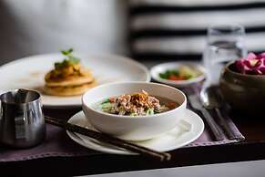 Jaya House River Park Hotel