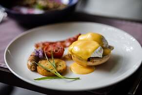 Jaya House River Park Hotel