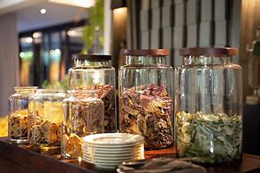 Jaya House River Park Hotel