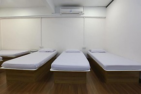 SPOT ON 89795 The Space Inn