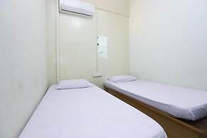 SPOT ON 89795 The Space Inn