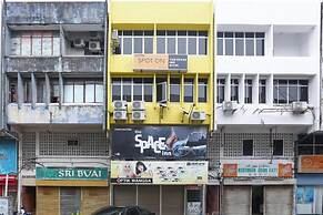 SPOT ON 89795 The Space Inn