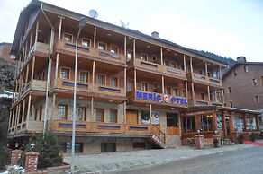 Meric Hotel
