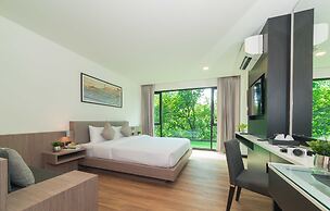 Pause and Play Hotel