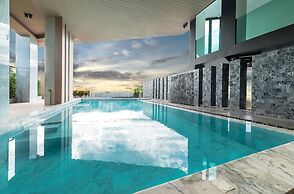 Pause and Play Hotel