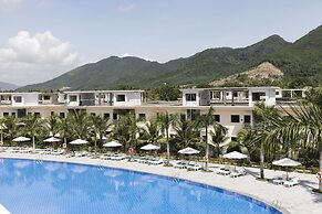 Diamond Bay Condotel - Resort Nha Trang