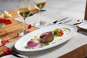 Diamond Bay Condotel - Resort Nha Trang