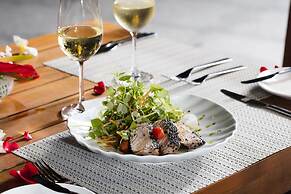 Diamond Bay Condotel - Resort Nha Trang