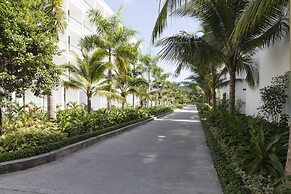 Diamond Bay Condotel - Resort Nha Trang