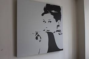 ROC Apartments - Quartz