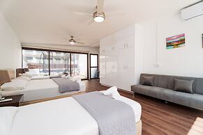 Seafront Protaras Luxury Resort