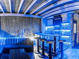 Seafront Protaras Luxury Resort