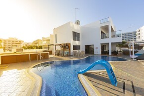 Seafront Protaras Luxury Resort