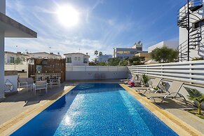 Seafront Protaras Luxury Resort