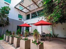 Hotel Araiza San Luis