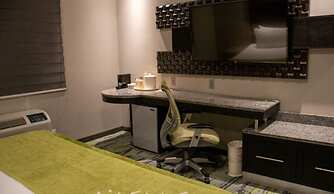 Hotel Araiza San Luis