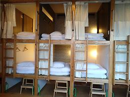 Cafe & Hostel Kimi to Ichigo