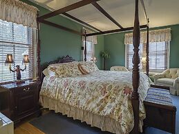 George Brooks House B&B