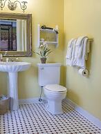 George Brooks House B&B