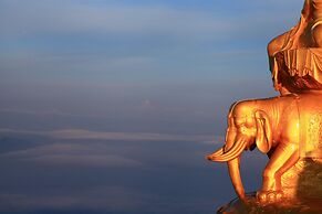 Holiday Inn Express Emei Mountain by IHG