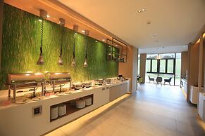 Holiday Inn Express Emei Mountain by IHG