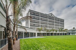 Radisson Hotel Oakland Airport