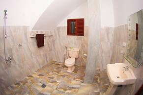 Mothers Place Nimala