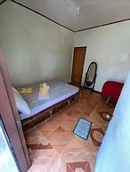 Floresita's Beach Resort