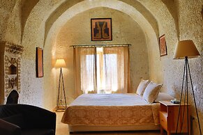 Kistar Cave Hotel