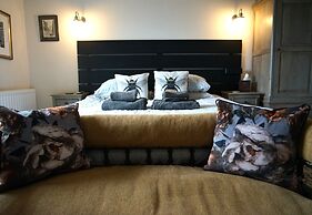 The Poplars Boutique