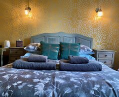 The Poplars Boutique