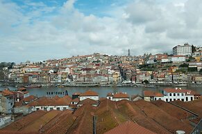 Cathedral Design Apartments