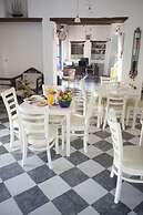 Naxian Queen Luxury Villas & Suites