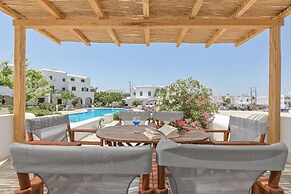 Naxian Queen Luxury Villas & Suites