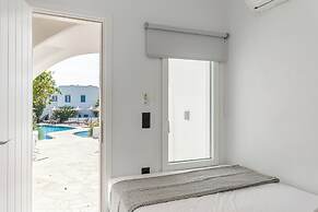 Naxian Queen Luxury Villas & Suites