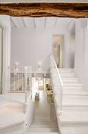 Naxian Queen Luxury Villas & Suites