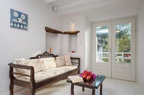 Naxian Queen Luxury Villas & Suites