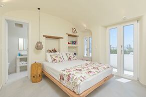 Naxian Queen Luxury Villas & Suites