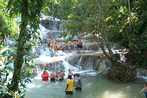 Ocho Rios Villa at Coolshade V