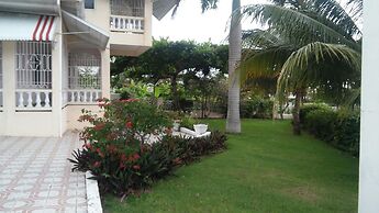 Ocho Rios Golden View