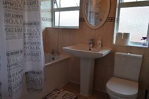 Old Trafford Guest House