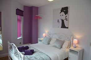 Old Trafford Guest House