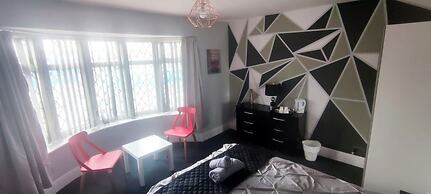 Old Trafford Guest House