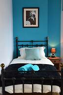 Old Trafford Guest House