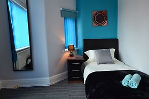 Old Trafford Guest House