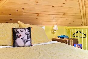 Tiny Digs - Hotel of Tiny Houses